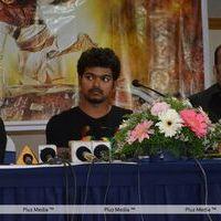 Vijay - Vijay in kerala to promote velayutham - Pictures | Picture 110054